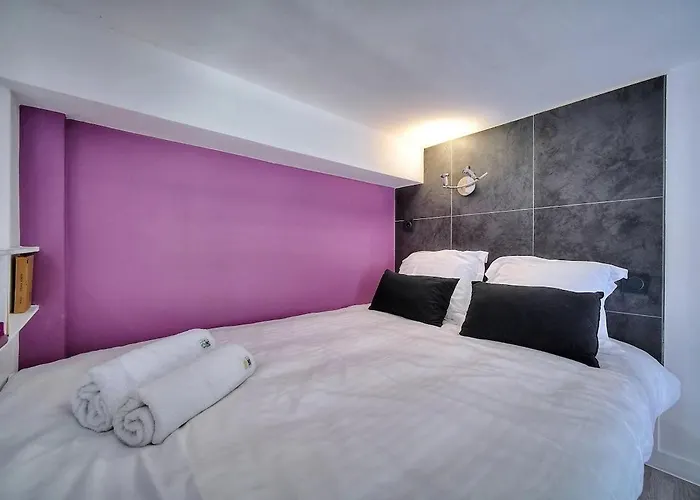 Paulette Mezzanine - 500m From The קאן